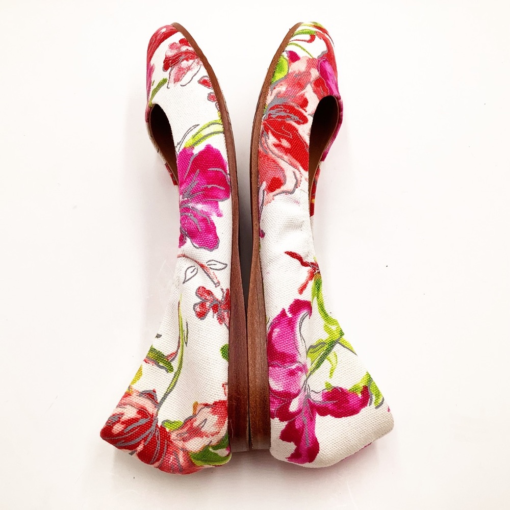 {Brooks Brothers} Floral Ballet Flats - Picture 2 of 6